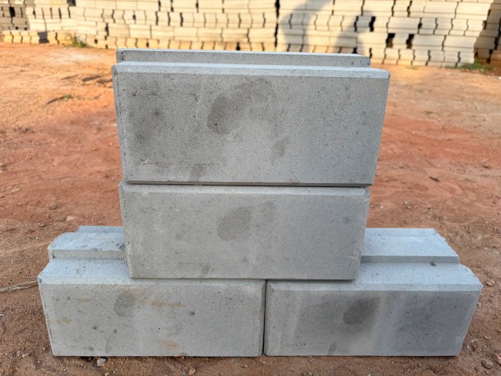 PIN Enterprises Solid Bricks
